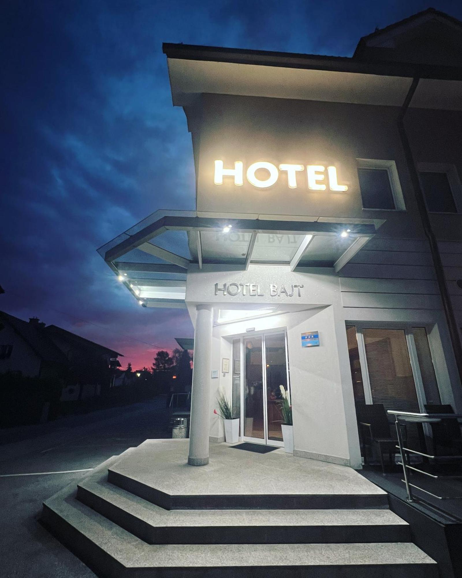 Hotel Bajt มาริบอร์ ภายนอก รูปภาพ