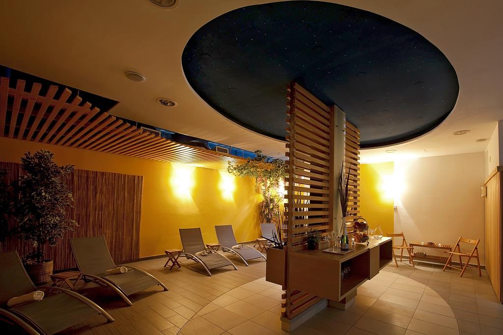 Hotel Bajt มาริบอร์ ภายนอก รูปภาพ